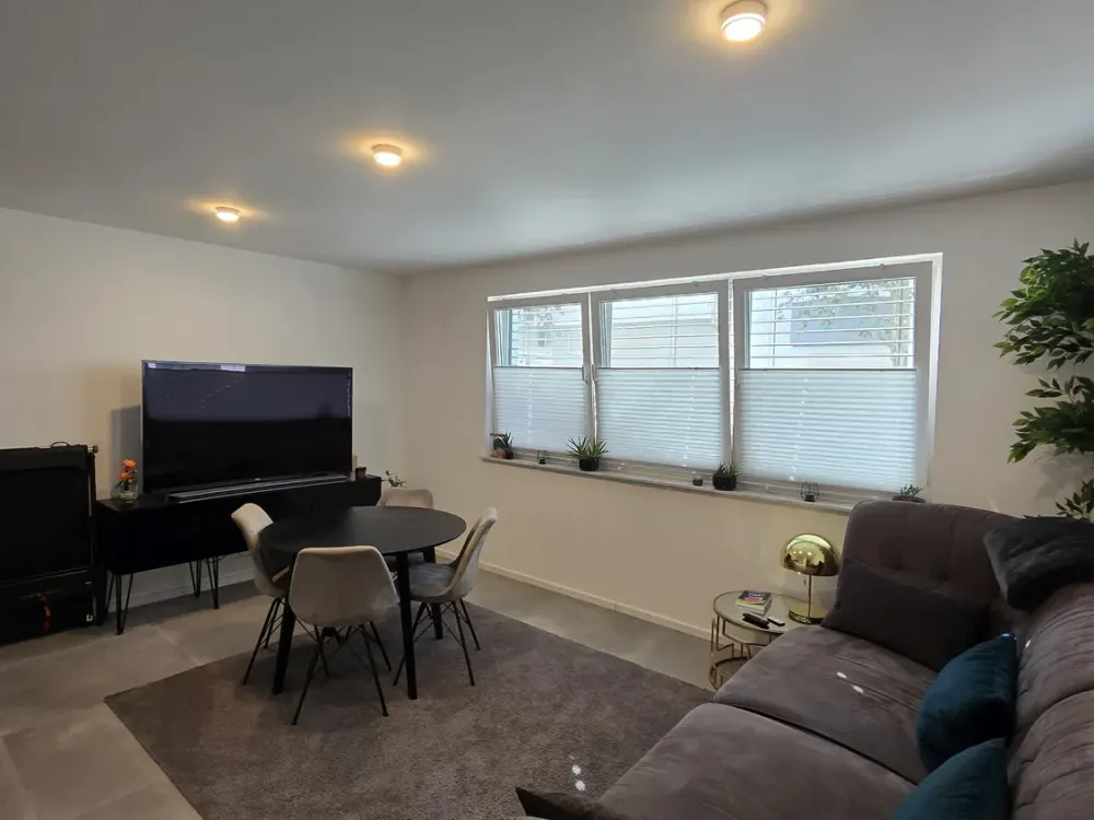 Stilvoll möbilierte 2-Zimmer-Wohnung zentrumsnah