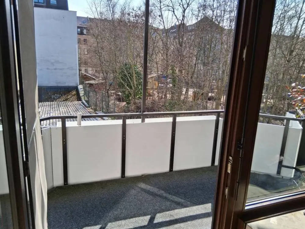 Helle 3,5-Zimmer Wohnung im 3. OG mit Balkon in Nürnberg Bleiweißviertel