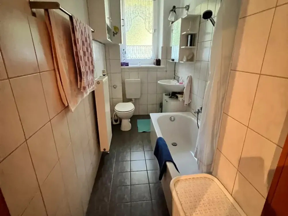 3-Zimmer-Wohnung im Erdgeschoss mit Balkon