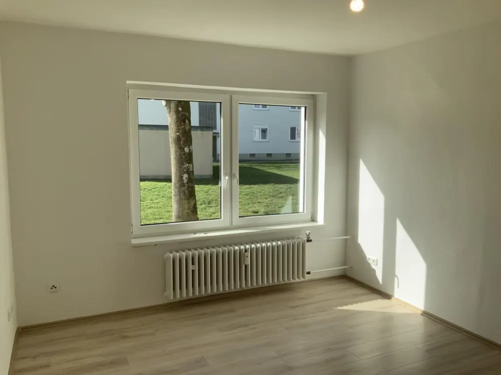 Schicke Erdgeschosswohnung mit Duschebadezimmer