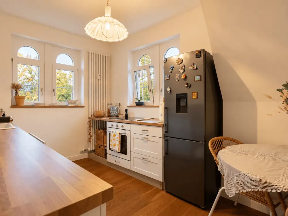 Möblierter Altbau am Bürgerpark, Kaminofen, Parkett Einbauküche in Schwachhause