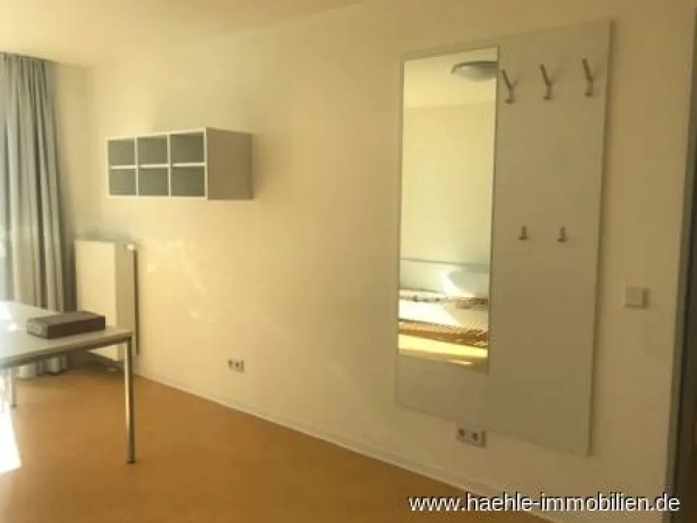 Für Studenten - Doktoranden - möblierte 3er WG Wohnung -frei ab sofort