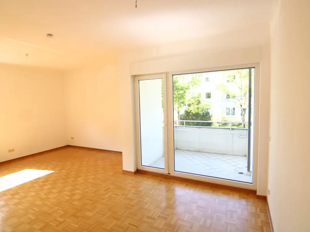 Maisonettewohnung mit zwei Balkonen, EBK und Parkett - ruhige Lage, am Stadtpark Steglitz!