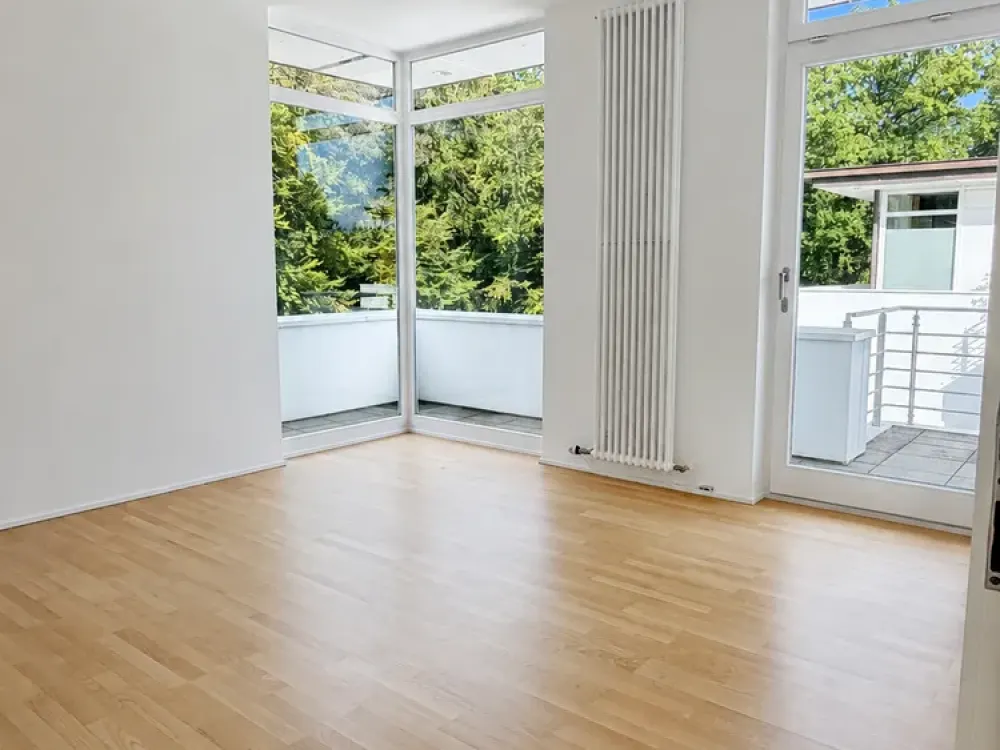 Großzügiges Penthouse: Modernisiertes Wohnerlebnis in Hamburg-Sasel