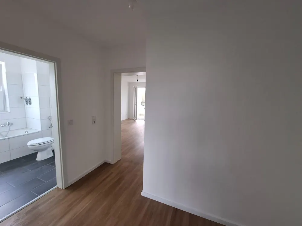 Ruhige 2-Zimmer-Wohnung mit Balkon im 4. OG in Köln