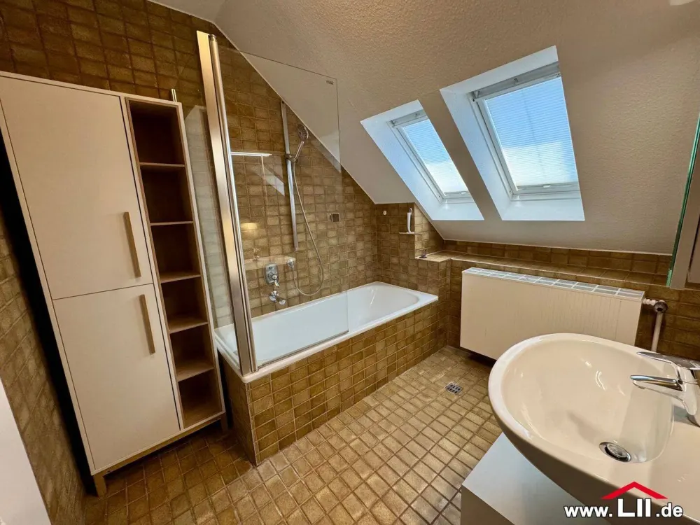 großzügige Maisonettewohnung mit Balkon in Sachsenhausen