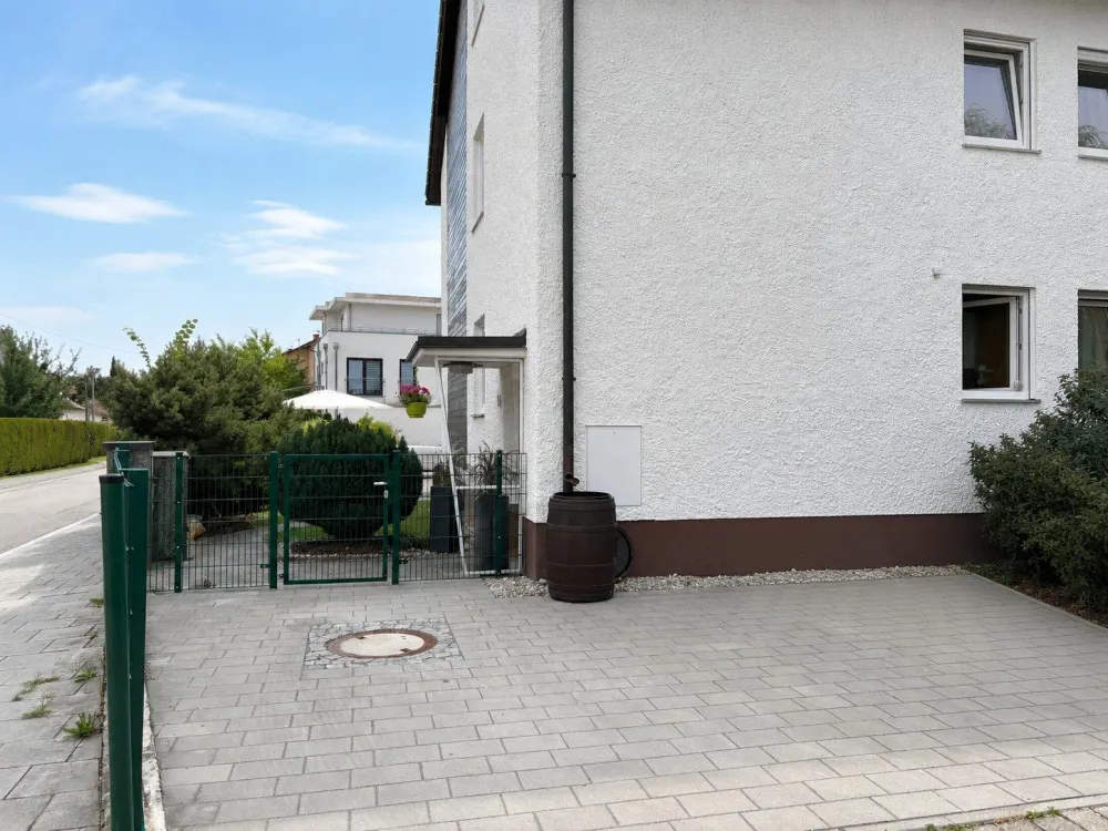 Großzügige 3-Zimmer-Wohnung mit Süd-Loggia ab 01.11.2026