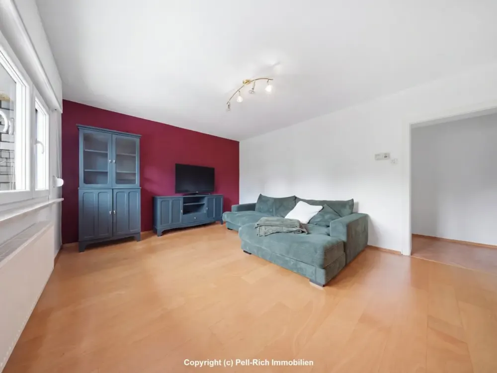 COZY: Bright 2-Room Apartment in a Quiet Location of Karlsruhe-Knielingen