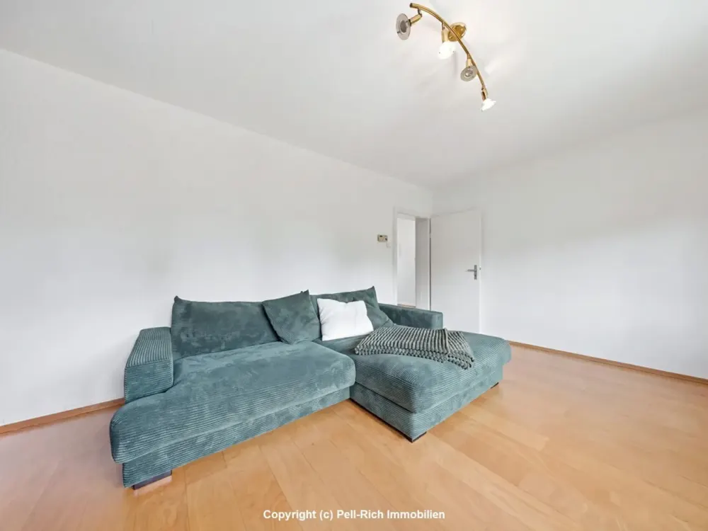 COZY: Bright 2-Room Apartment in a Quiet Location of Karlsruhe-Knielingen