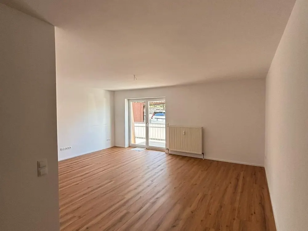 Hochwertig, kernsanierte 3-Zimmerwohnung mit Balkon in TOP Lage