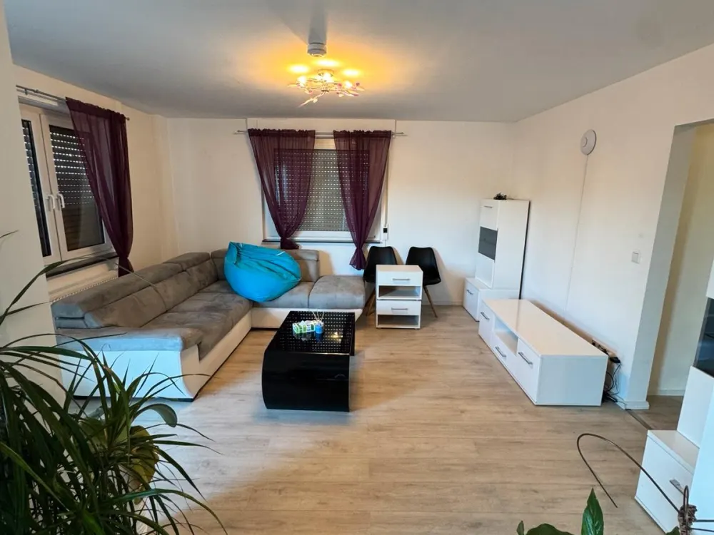 3,5 Zimmer Wohnung mit Balkon mit Gartennutzung