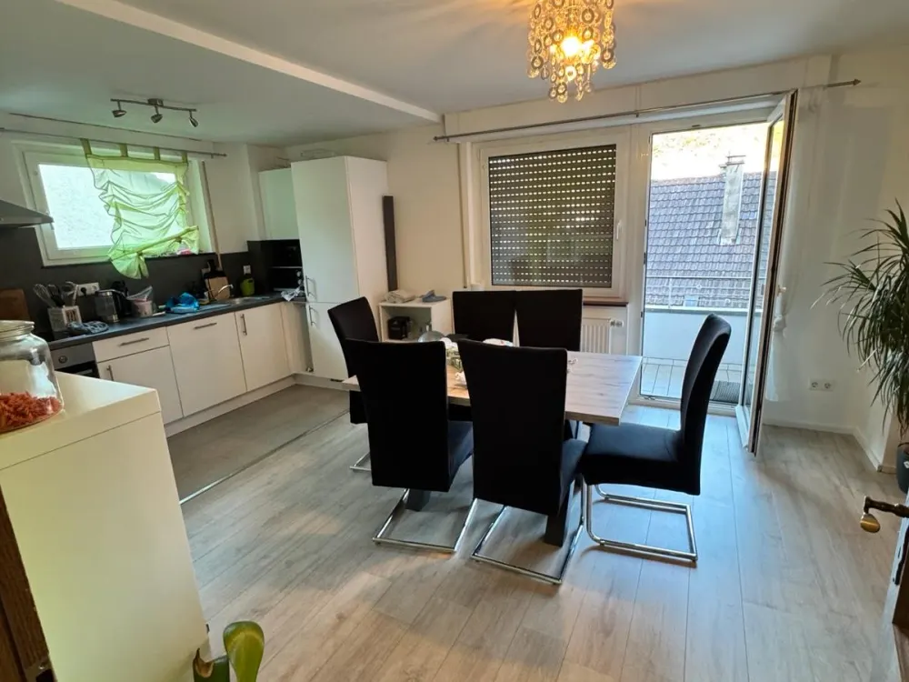 3,5 Zimmer Wohnung mit Balkon mit Gartennutzung