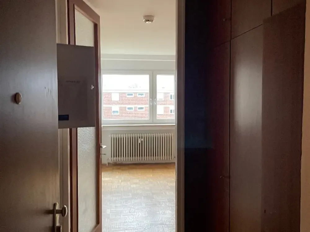 1-Zimmer-Appartement mit Loggia!