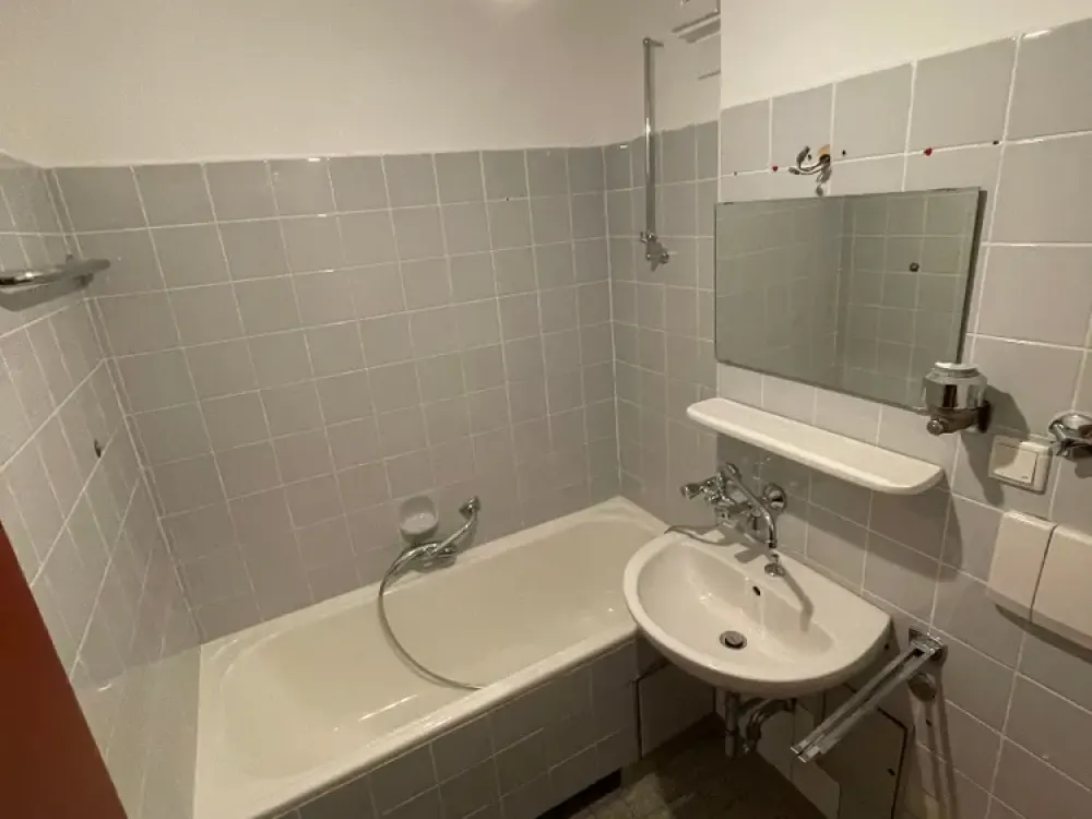1-Zimmer-Appartement mit Loggia!
