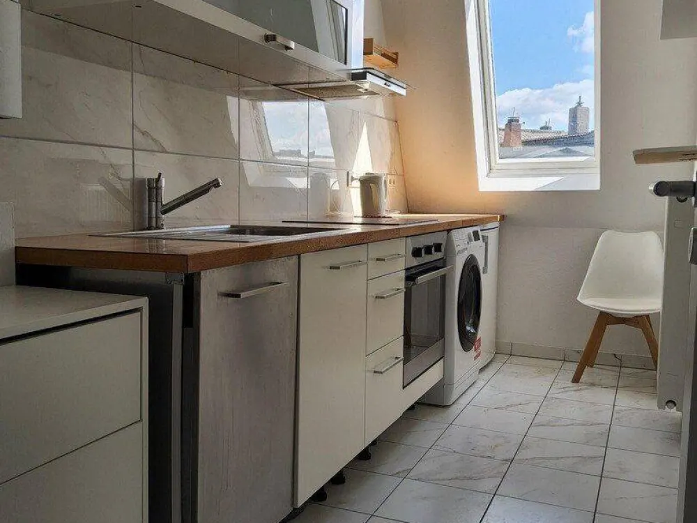 TOP Lage! Möblierte 2-Zimmer-Wohnung