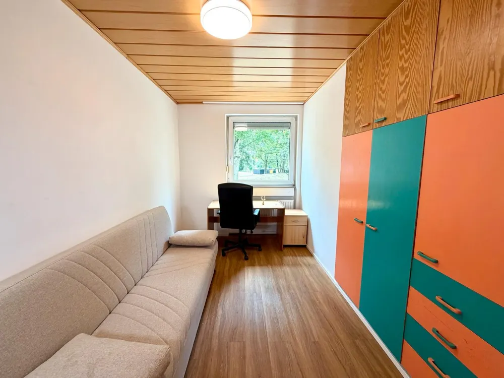 4-Zimmer-Wohnung mit Balkon in Eschborn | 90 m² | Teilmöbliert