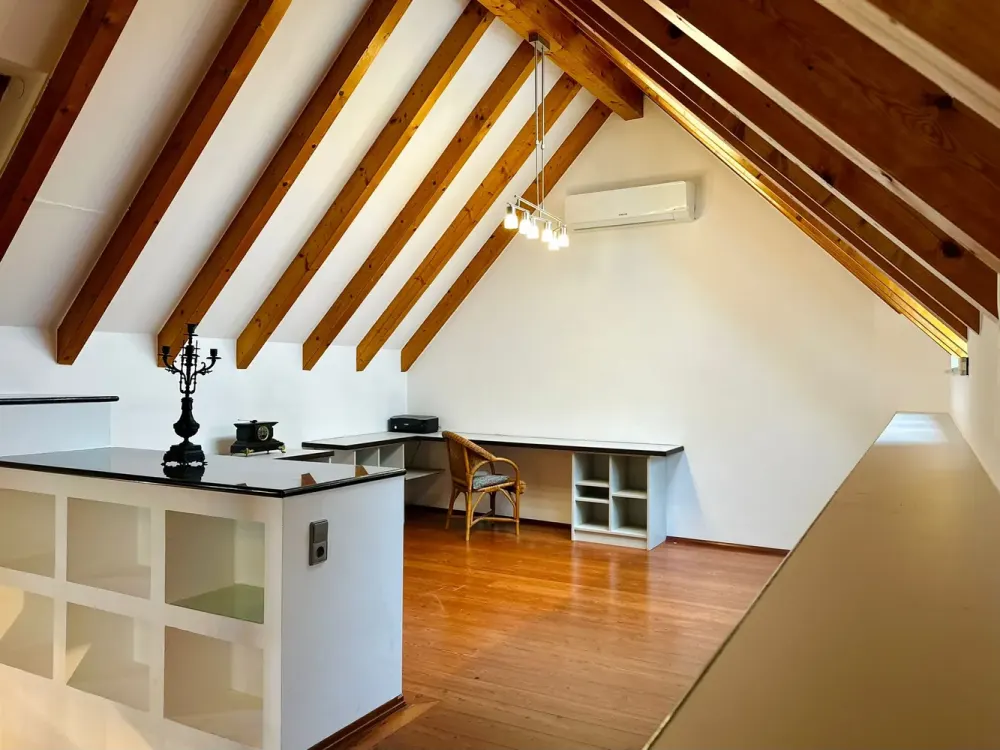 zentrumsnahe 3-4 Zi.-Maisonettenwohnung mit Fußbodenheizung und Einbauküche