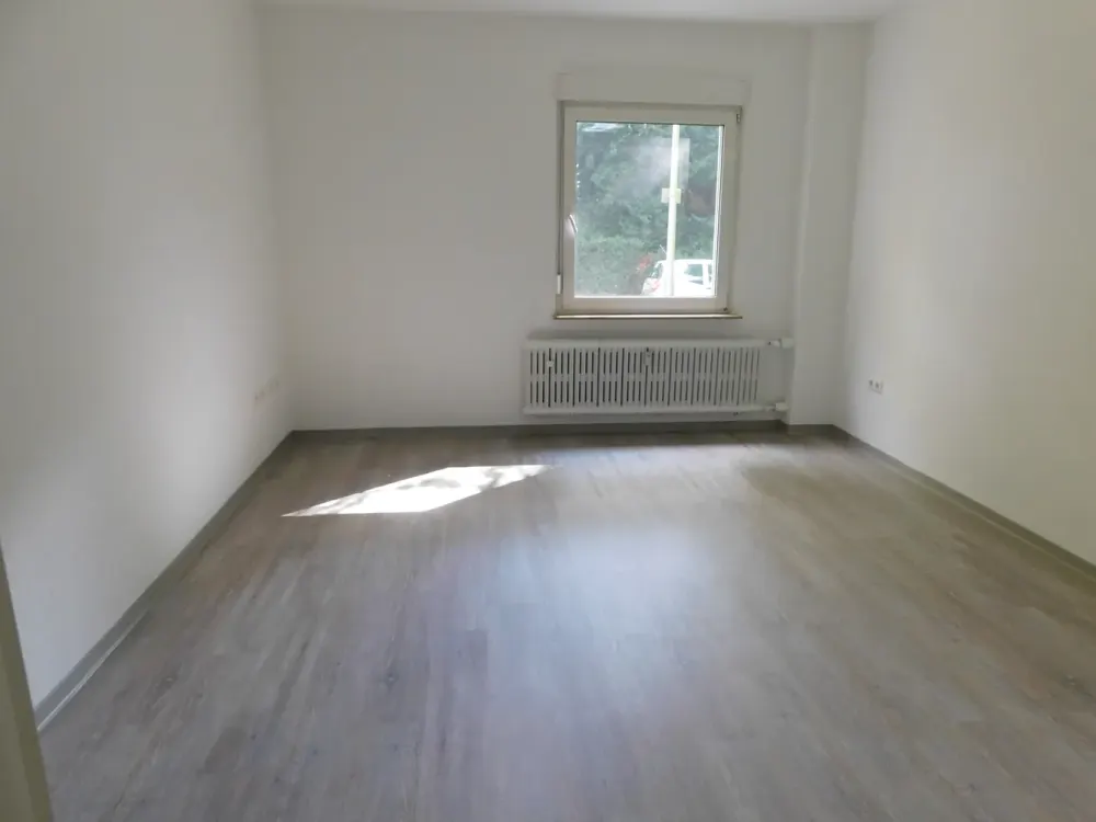 Ruhige Erdgeschosswohnung, ideal auch im Alter! Einzugsbereit!