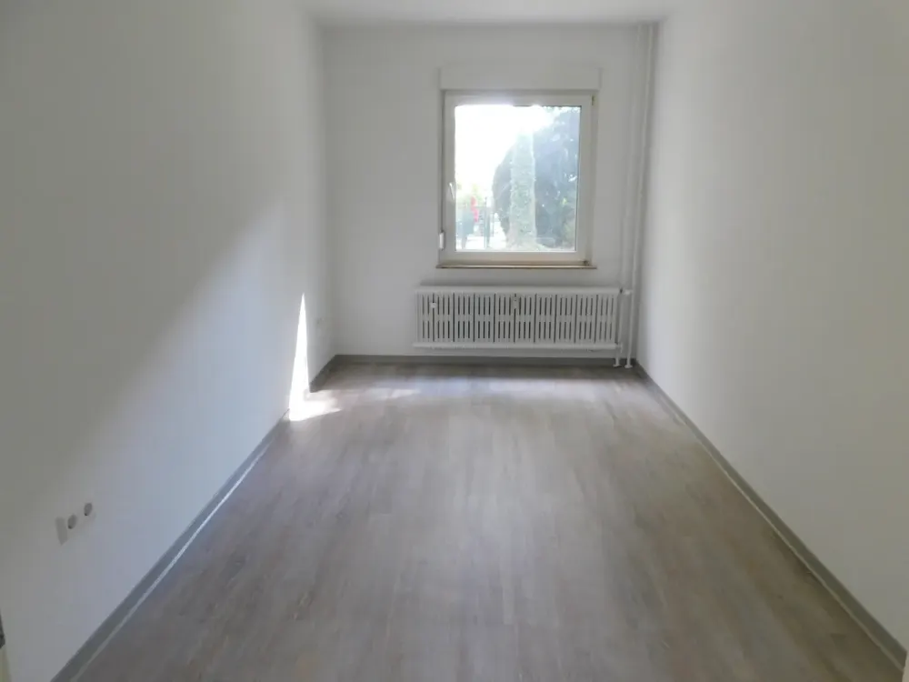 Ruhige Erdgeschosswohnung, ideal auch im Alter! Einzugsbereit!
