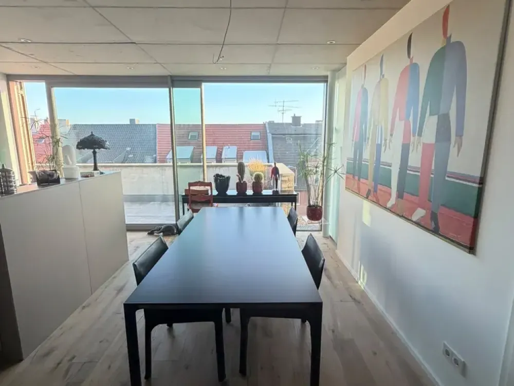 Exklusives Penthouse mit Dachterrasse in zentraler Lage in Saarbrücken