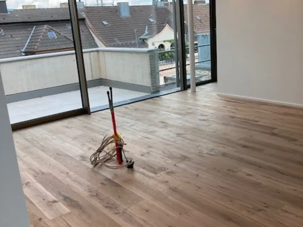 Exklusives Penthouse mit Dachterrasse in zentraler Lage in Saarbrücken