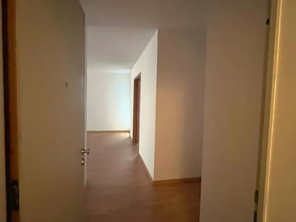 Urbanes Wohnen mit Flair, Helle Wohnung mit Balkon im Herzen der Stadt
