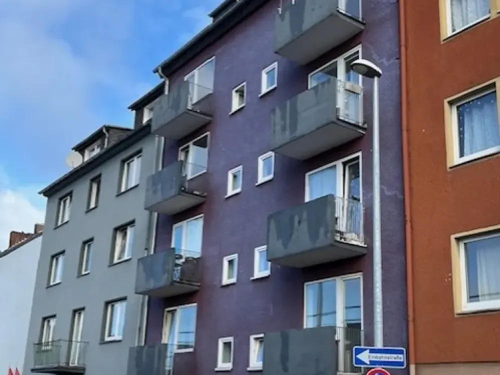 ~Südseitige Wohnung mit Balkon ~