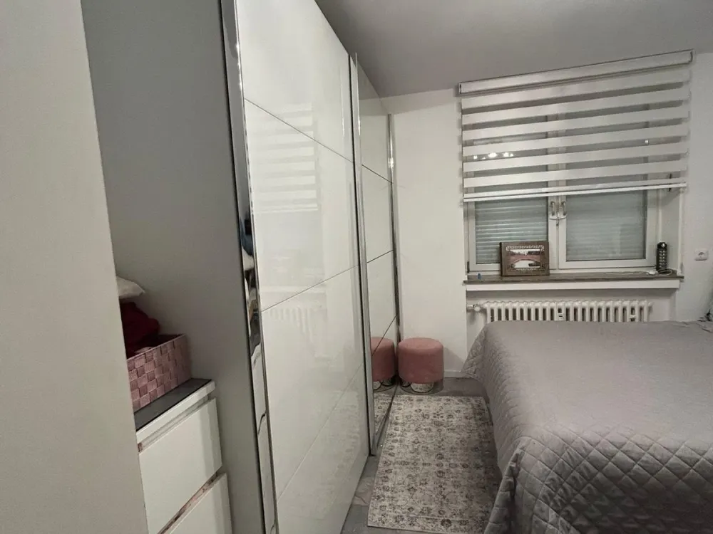 Kernsanierte 3-Zimmer-Wohnung mit Balkon im Erdgeschoss ca.80qm