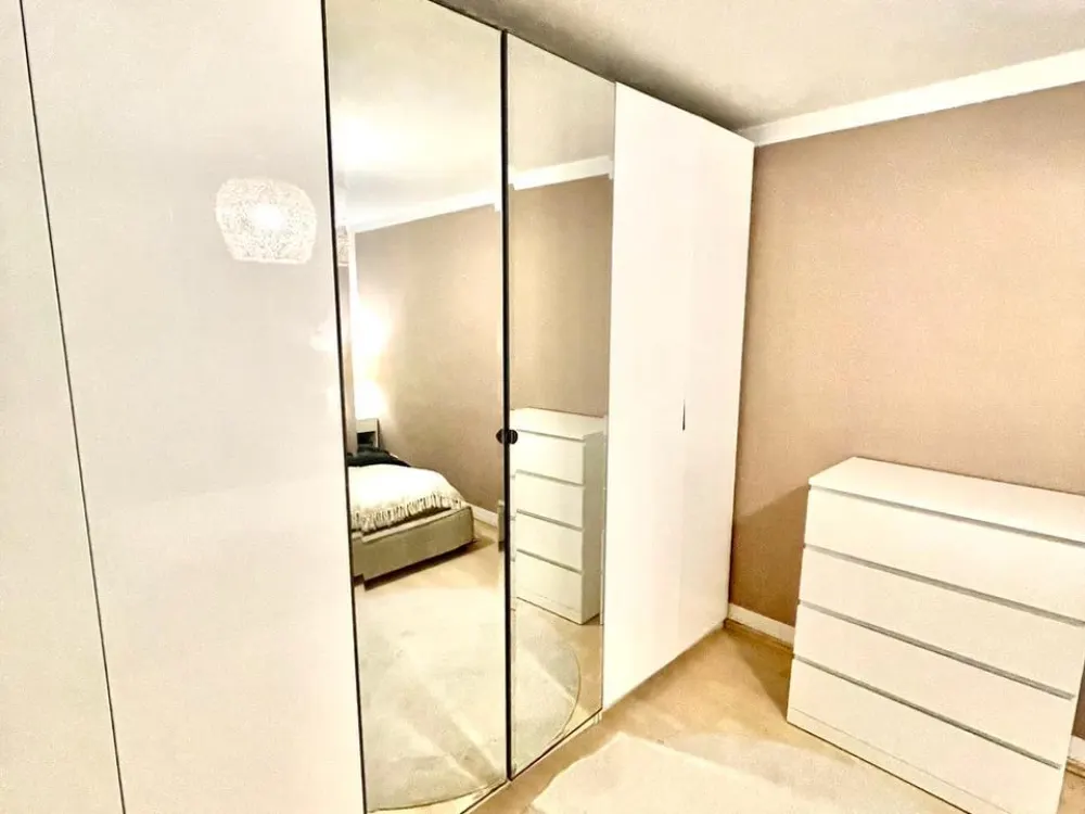 Executive Living in Munich, 2 Zimmer Gartenwohnung Maxvorstadt