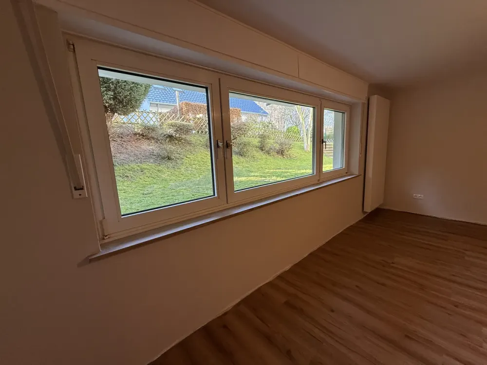 Lively Living Space in Bochum: 3.5 Rooms for Your Plans