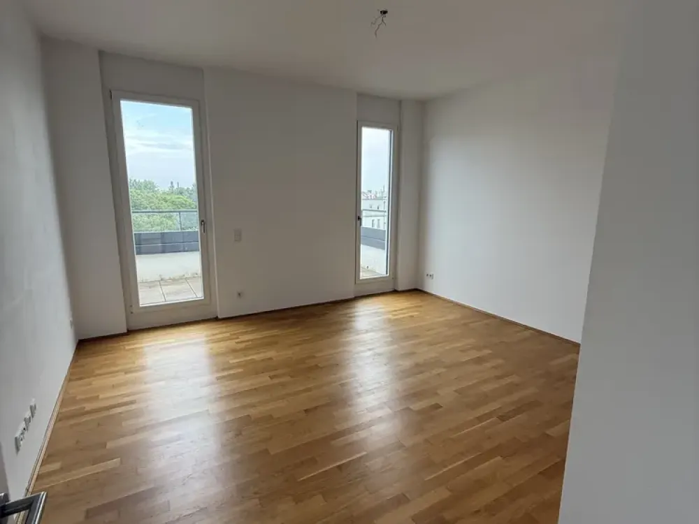wunderschöne 3‑Zimmer Wohnung mit Dachterrasse