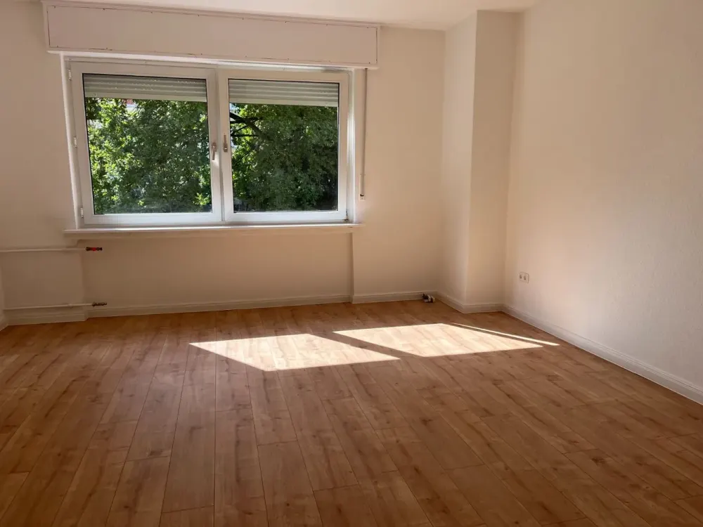 Erstbezug nach Sanierung, schöne 1 Zimmerwohnung in Stöcken mit Blick ins Grüne!