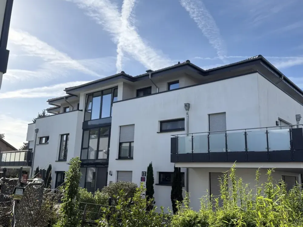 Modern 3-Room Penthouse Apartment with Large Roof Terrace and Elevator in Bad Lippspringe