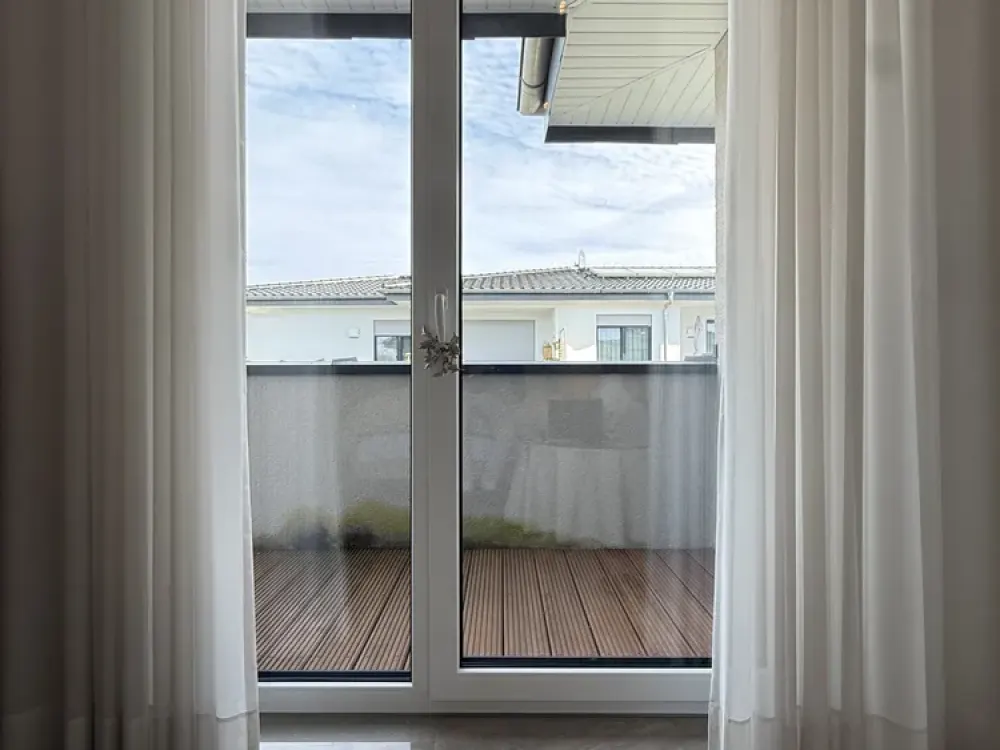 Modern 3-Room Penthouse Apartment with Large Roof Terrace and Elevator in Bad Lippspringe
