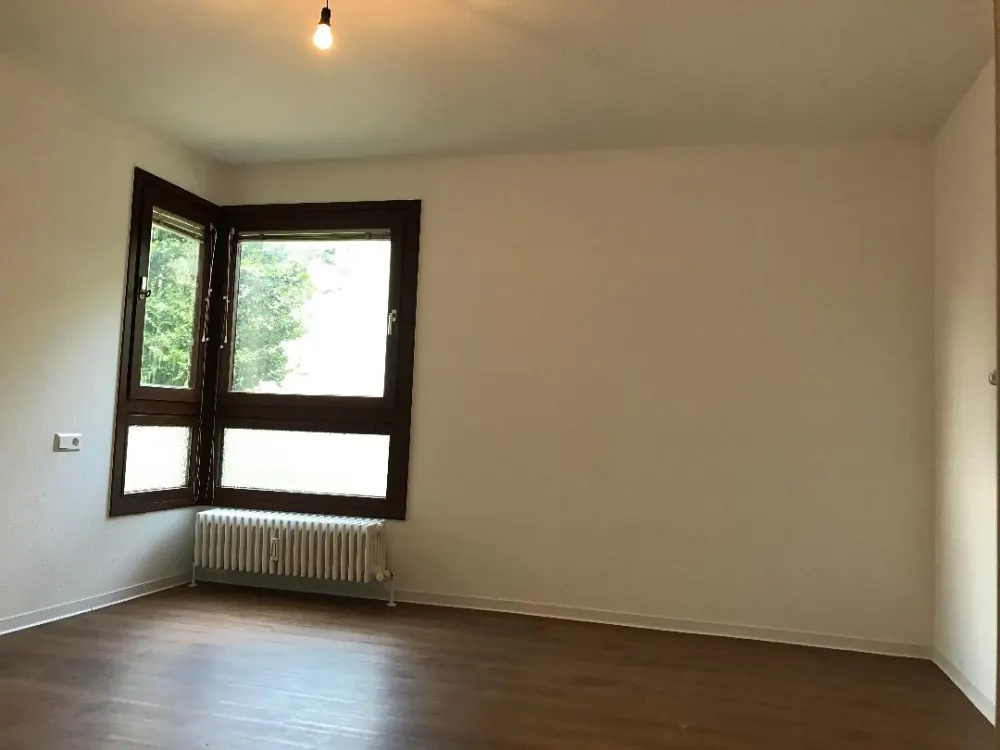 Schöne 2 Zimmer- Wohnung mit Balkon auf dem Zollberg