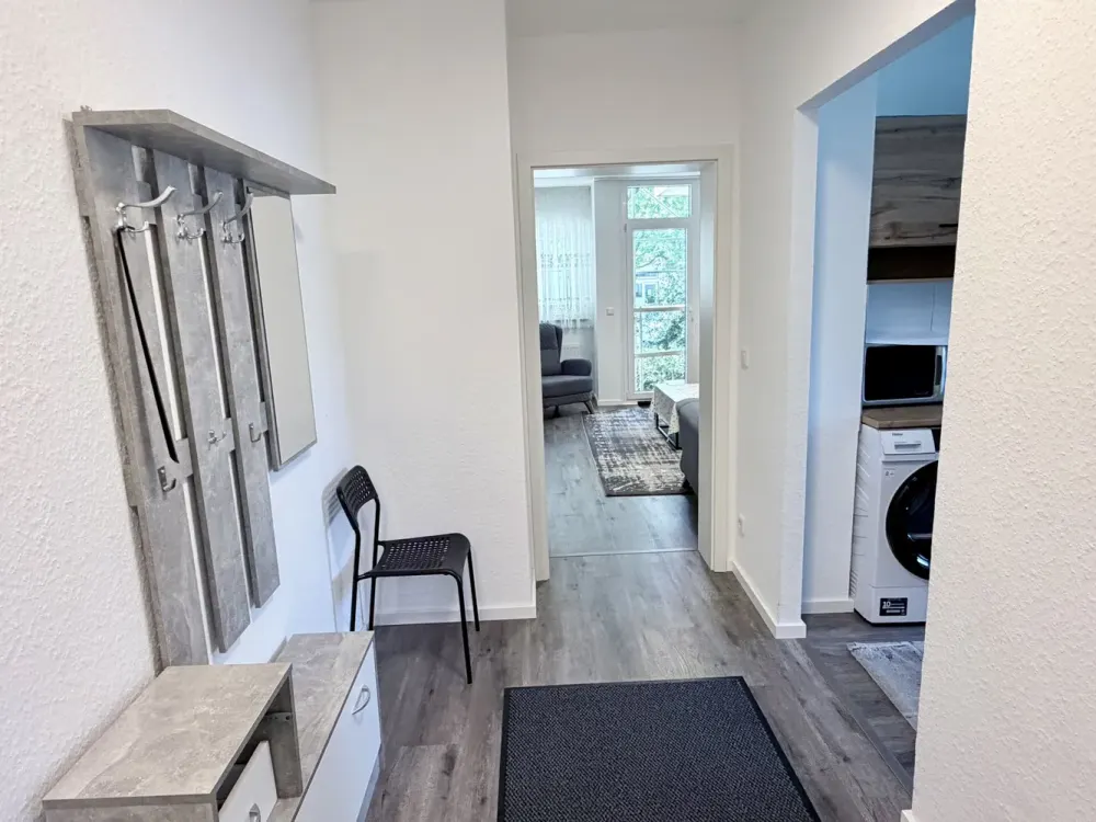Renovated 3-Room Apartment with Loggia and Fitted Kitchen