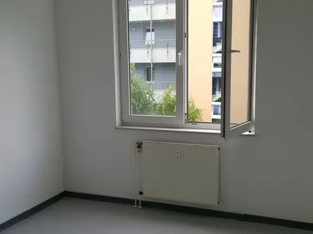 2,5 Raum Wohnung mit Balkon Nähe U35! !WBS erforderlich!