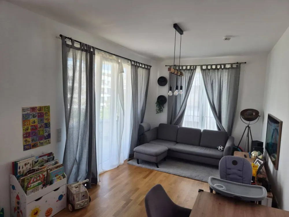 Modern 3-Room Apartment in Wittenau, Dream Residential Complex, Great Connection