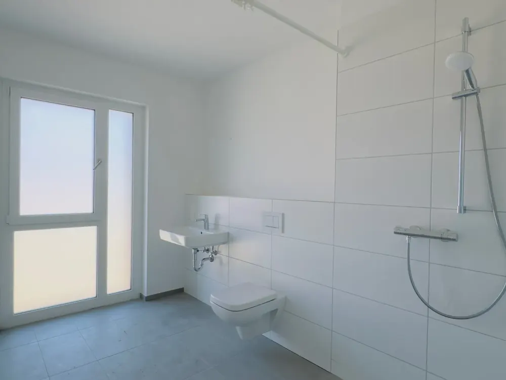 2 MONATE MIETFREI* Neubau Hannover KRONSRODE: EBK, Balkon, Fußbodenhzng, 2 Bäder, Lift, TG, Keller