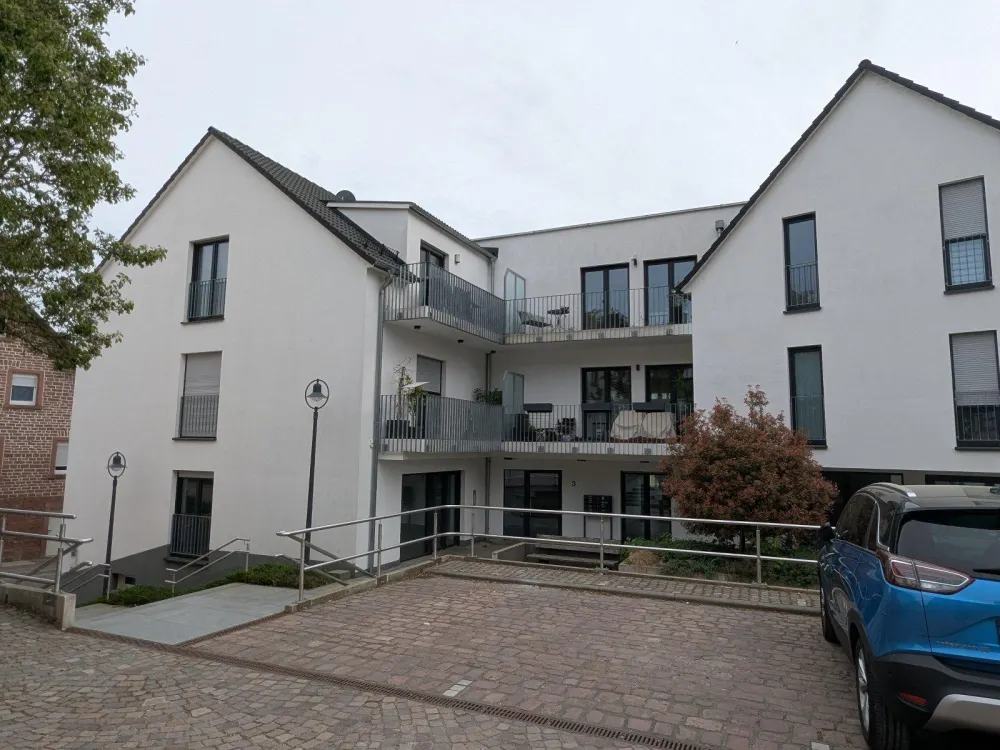 2 Zimmerwohnung mit Duschbad im EG