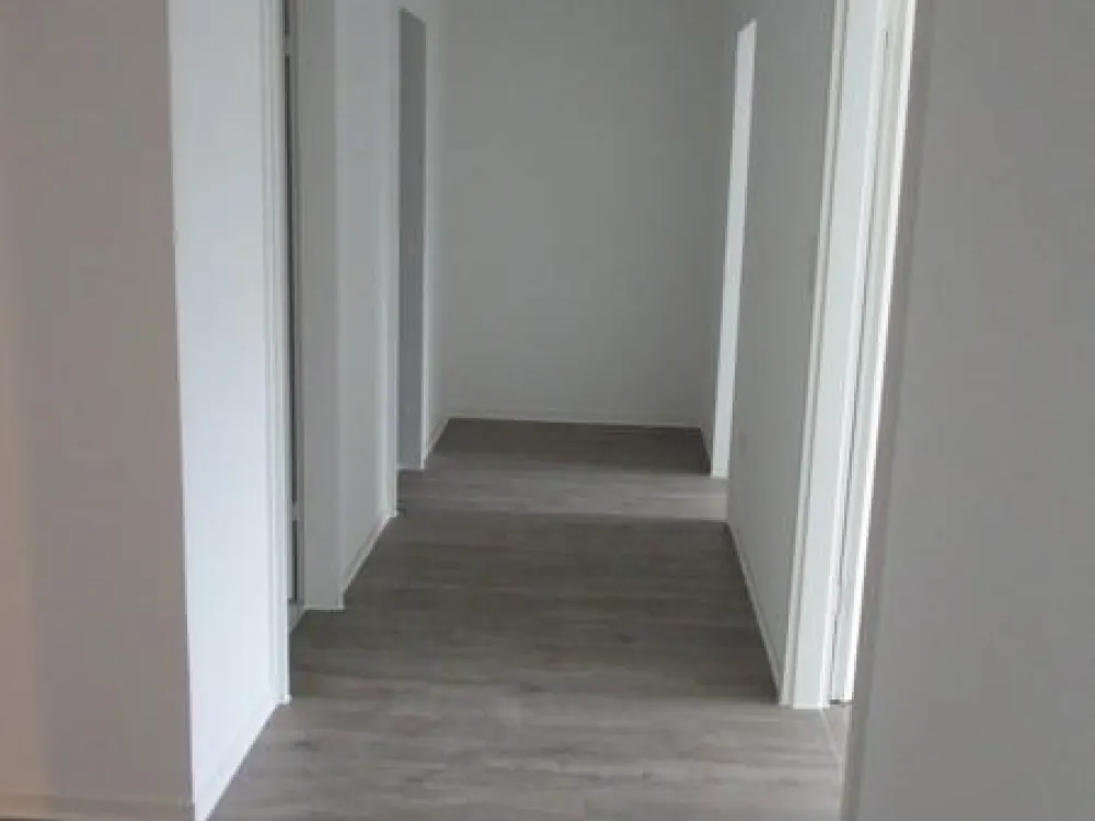 Perfekt für uns: renovierte 3-Zimmer-Wohnung mit Balkon und EBK