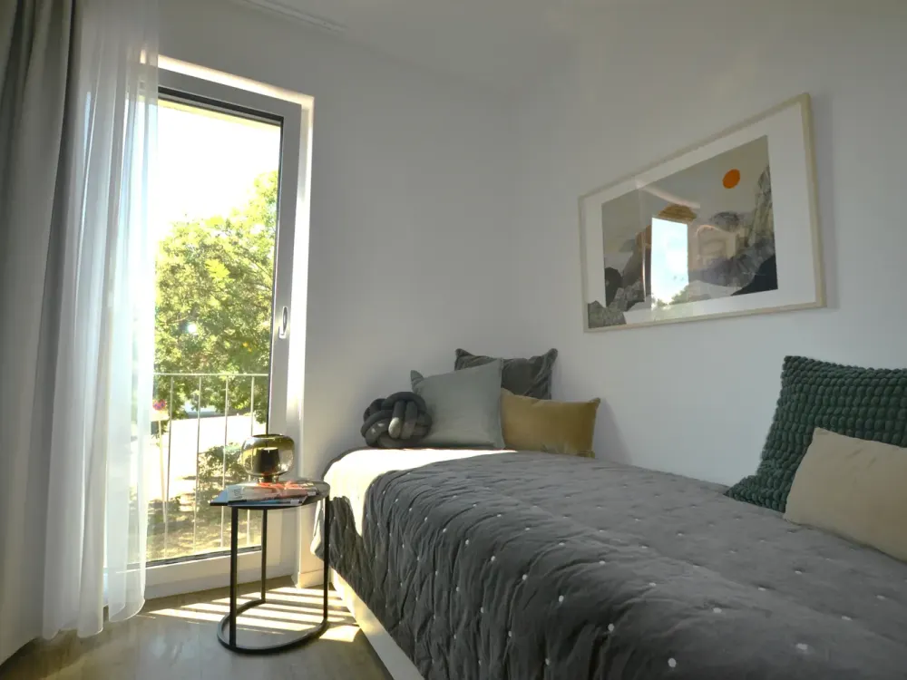 Fully Furnished 1-Room Apartment - Timelessly Modern in Köln Kalk