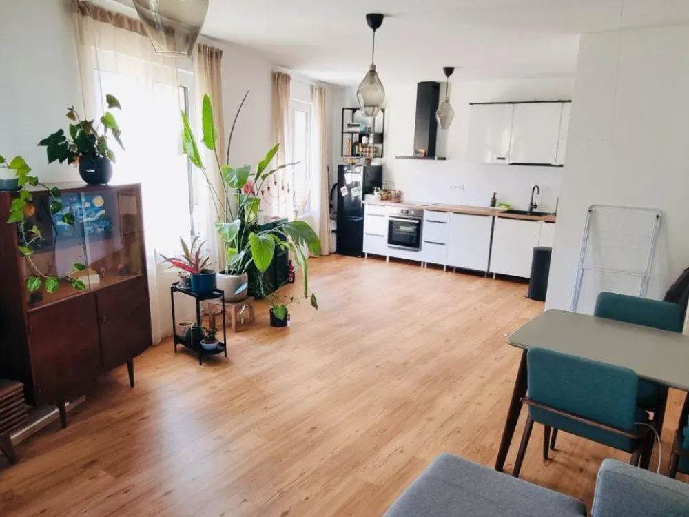 Möblierte 3-Zimmer-Wohnung mit Balkon in Pankow zur Zwischenmiete