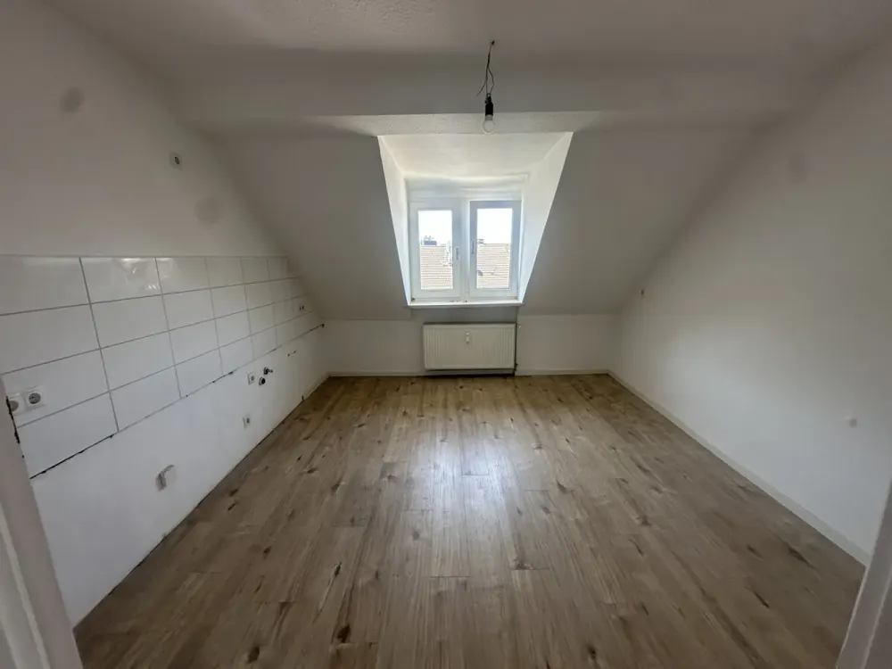 Charmante Altbauwohnung mit durchdachter Raumaufteilung