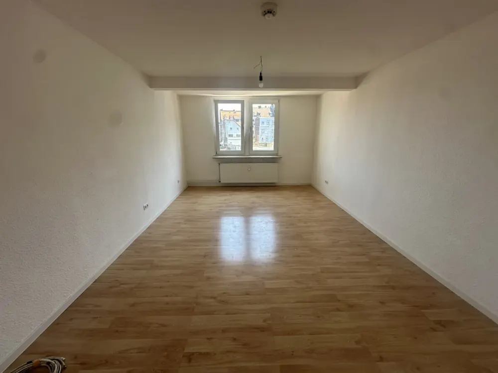 Charmante Altbauwohnung mit durchdachter Raumaufteilung