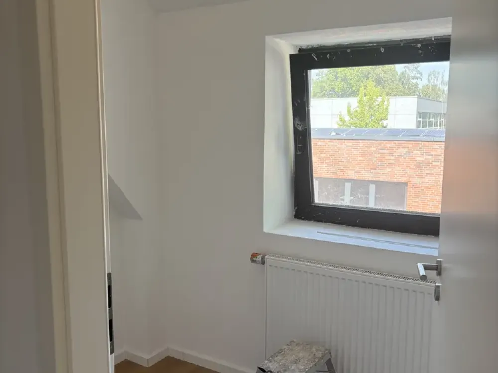 Ruhige 3,5-Zimmer-Wohnung nach Kernsanierung mit Einbauküche und Stellplatz