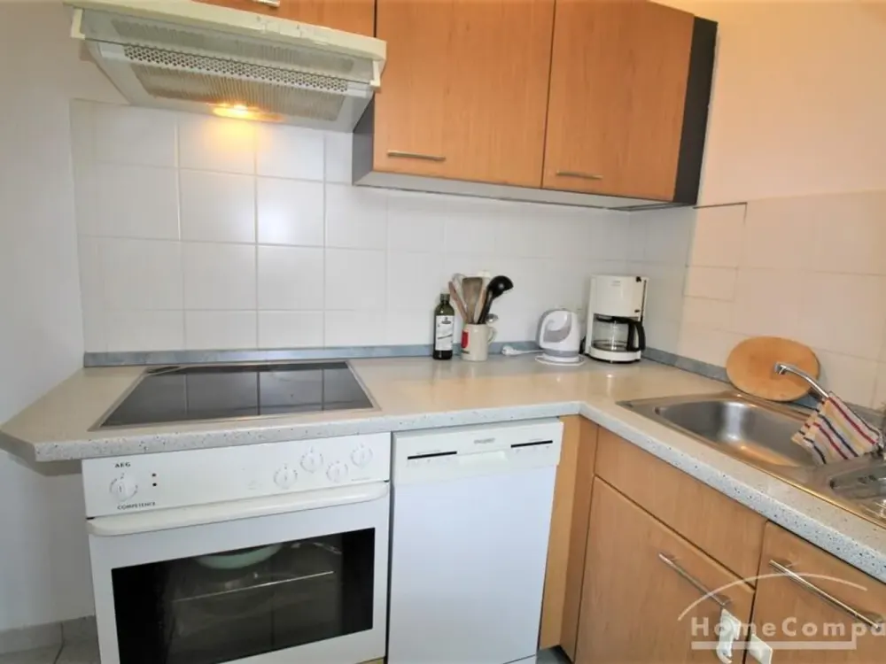 28247 HomeCompany Dresden Möbliert/Furnished 3-Zimmer Dachgeschoß Wohnung in Dresden-Kleinzschach...