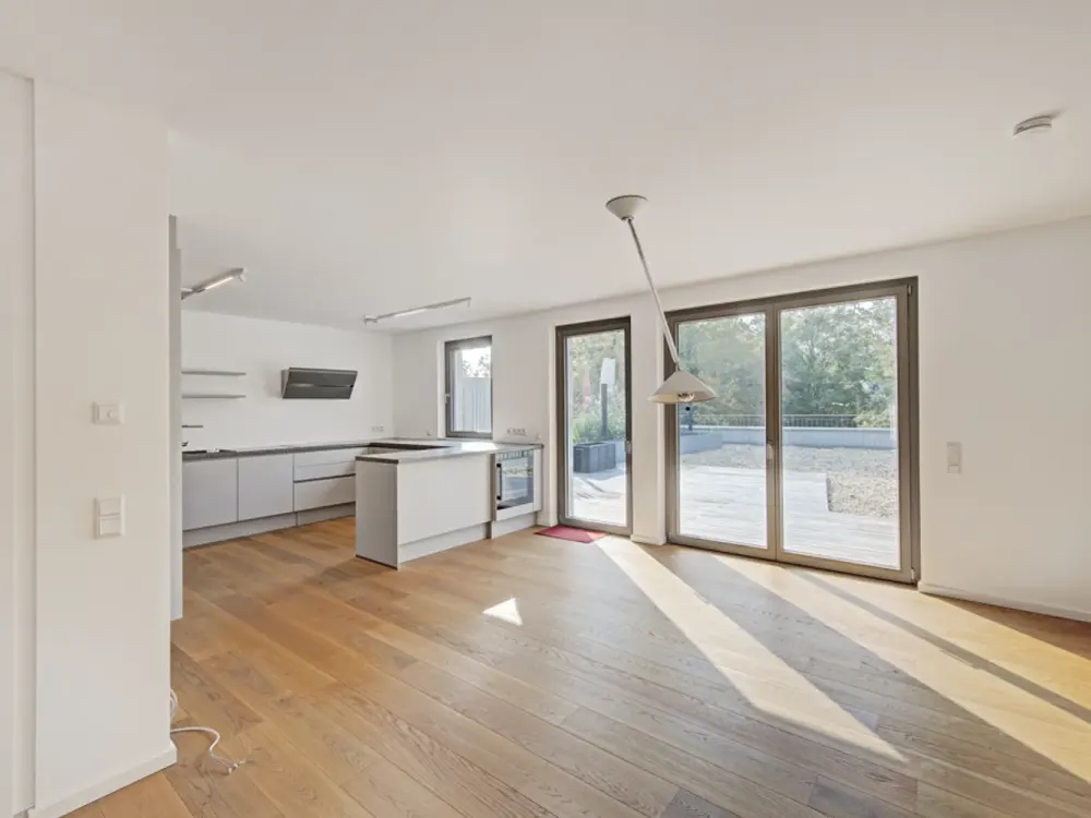 171 m² Penthouse-Feeling mit 80 m² Dachterrasse, EBK & 2 TG-Stpl. - exklusiv & barrierefrei in Bocku