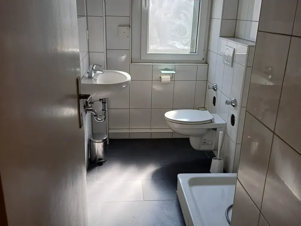 1 Zimmer plus Küche ; König Str. 56
