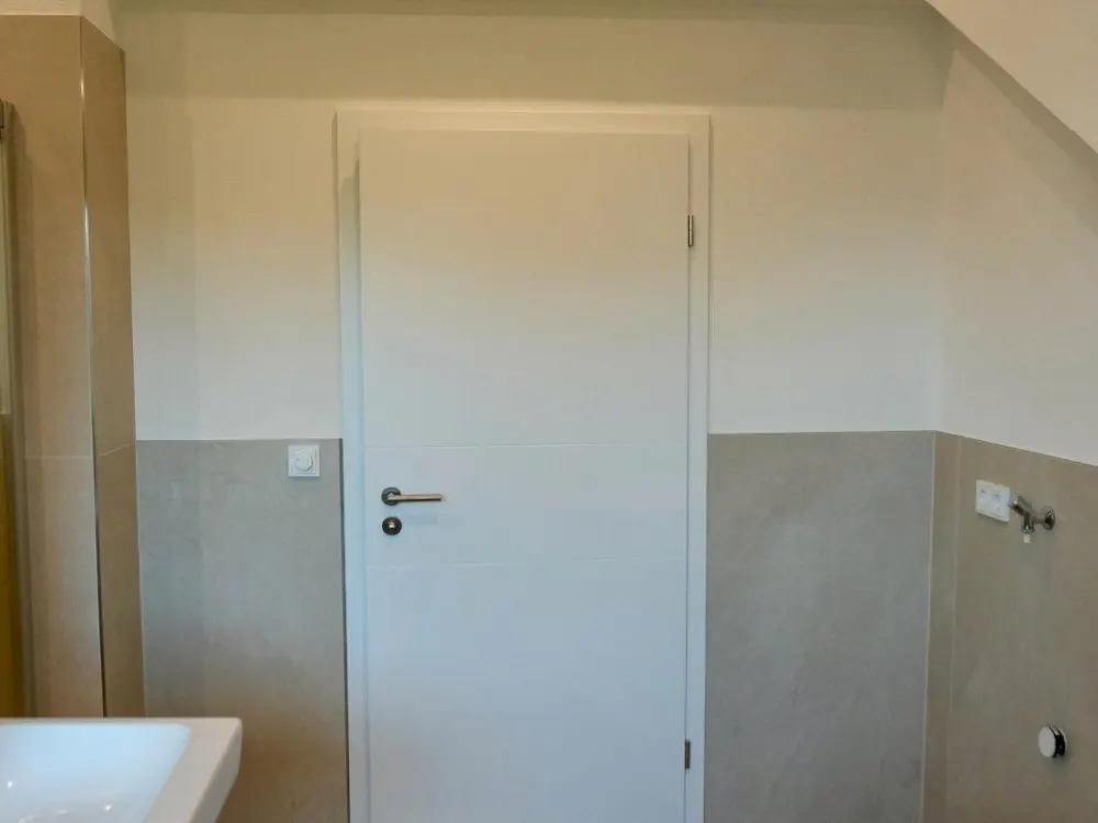 Erstvermietung nach Sanierung! Moderne 3-Zi. Whg. mit XXL Balkon